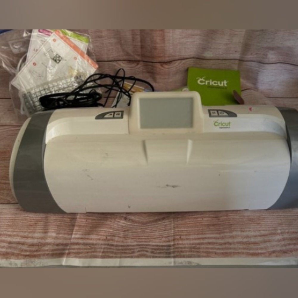 Cricut Cutting Machine in White and Gray